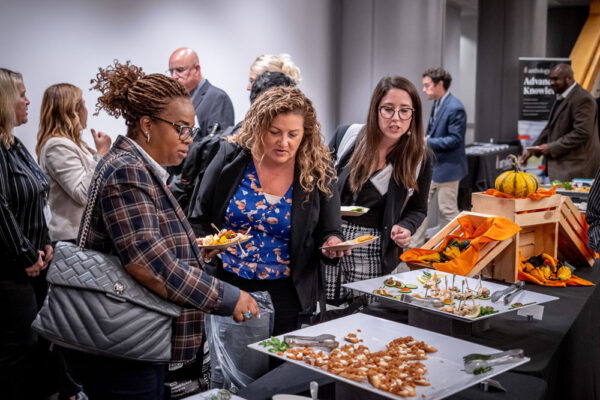 101322_7392_EdgeCon 101322_7392_EdgeCon